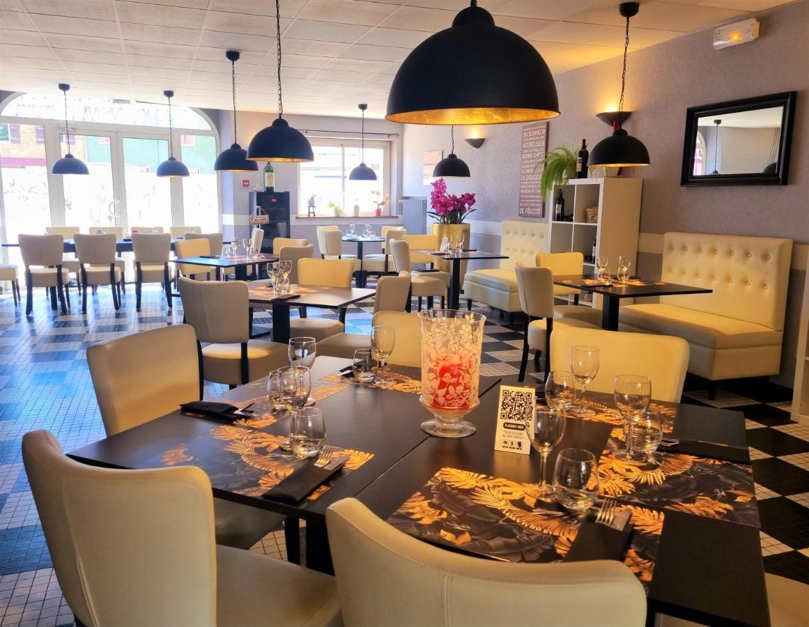 Hotel Restaurant Du Commerce Estang Luaran gambar
