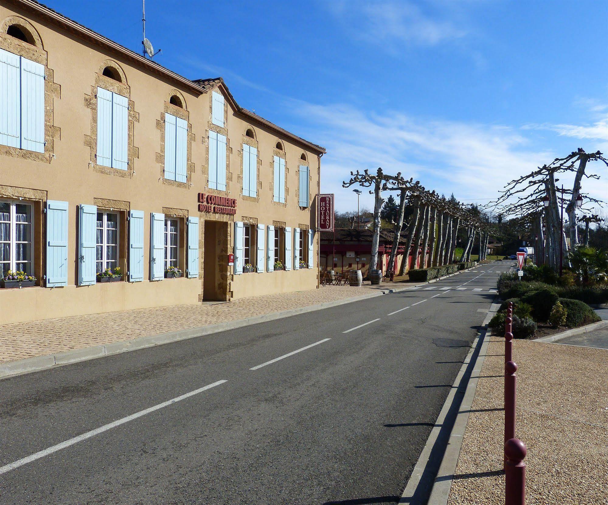 Hotel Restaurant Du Commerce Estang Luaran gambar